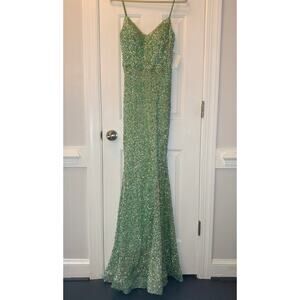 Aqua NWT ($348) | Green Sequin Tie Back Floor Sweeping Dress Gown | size 6
